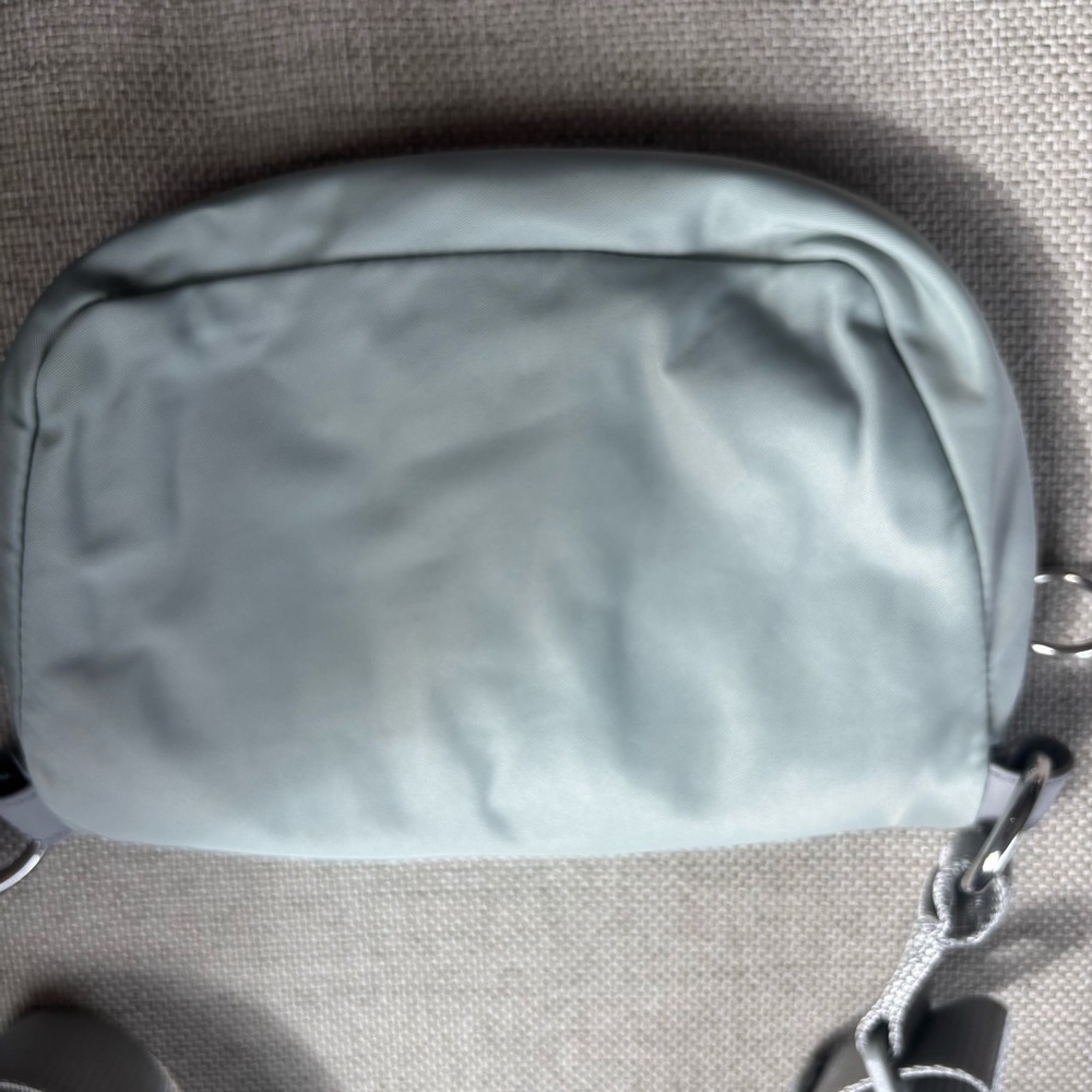 lululemon All Night Festival Belt Bag light green - Picture 6 of 11